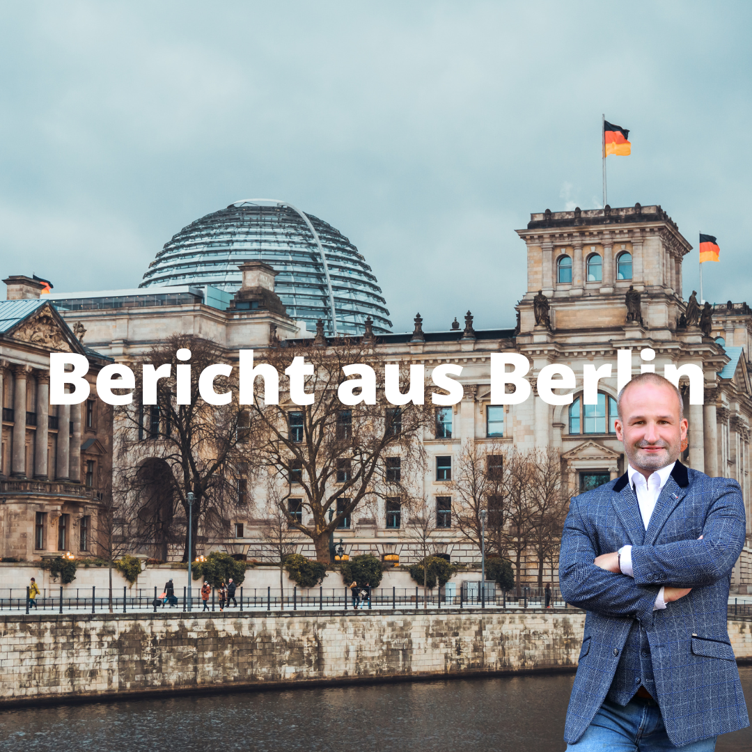 Kai Koeser vor dem Reichstag